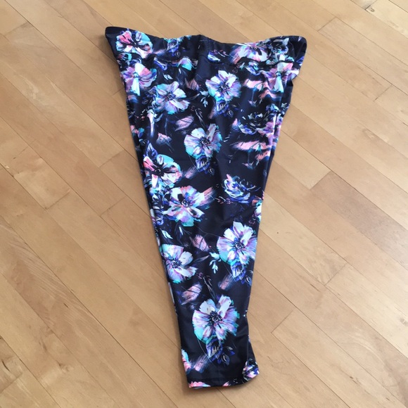 SOLD on eBay! Avenue Leisure womens leggings - Picture 5 of 8